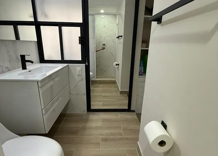 In Del Valle Norte Apartment