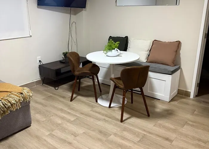 Apartment In Del Valle Norte